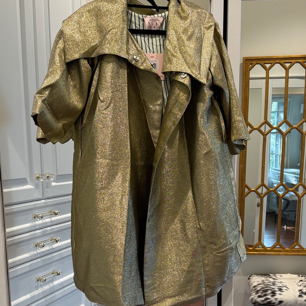 Elegant Gold Women's Cape